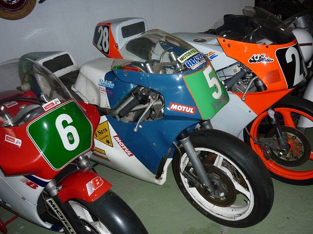 MotoGP装备进化：科技如何悄悄改写比赛（青训人才视角）
